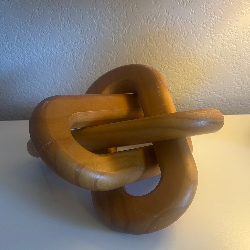 Wooden Chain Link Decor